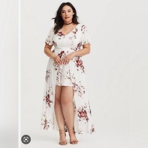 Torrid Floral High Low Romper Shorts, size 18 NWT